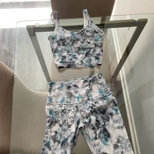 Lululemon set! Includes High-rise Align 25” leggings+Align Waist tank